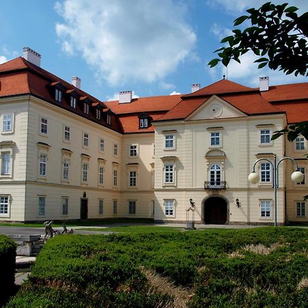 Zamek Napajedla Hotel Екстериор снимка