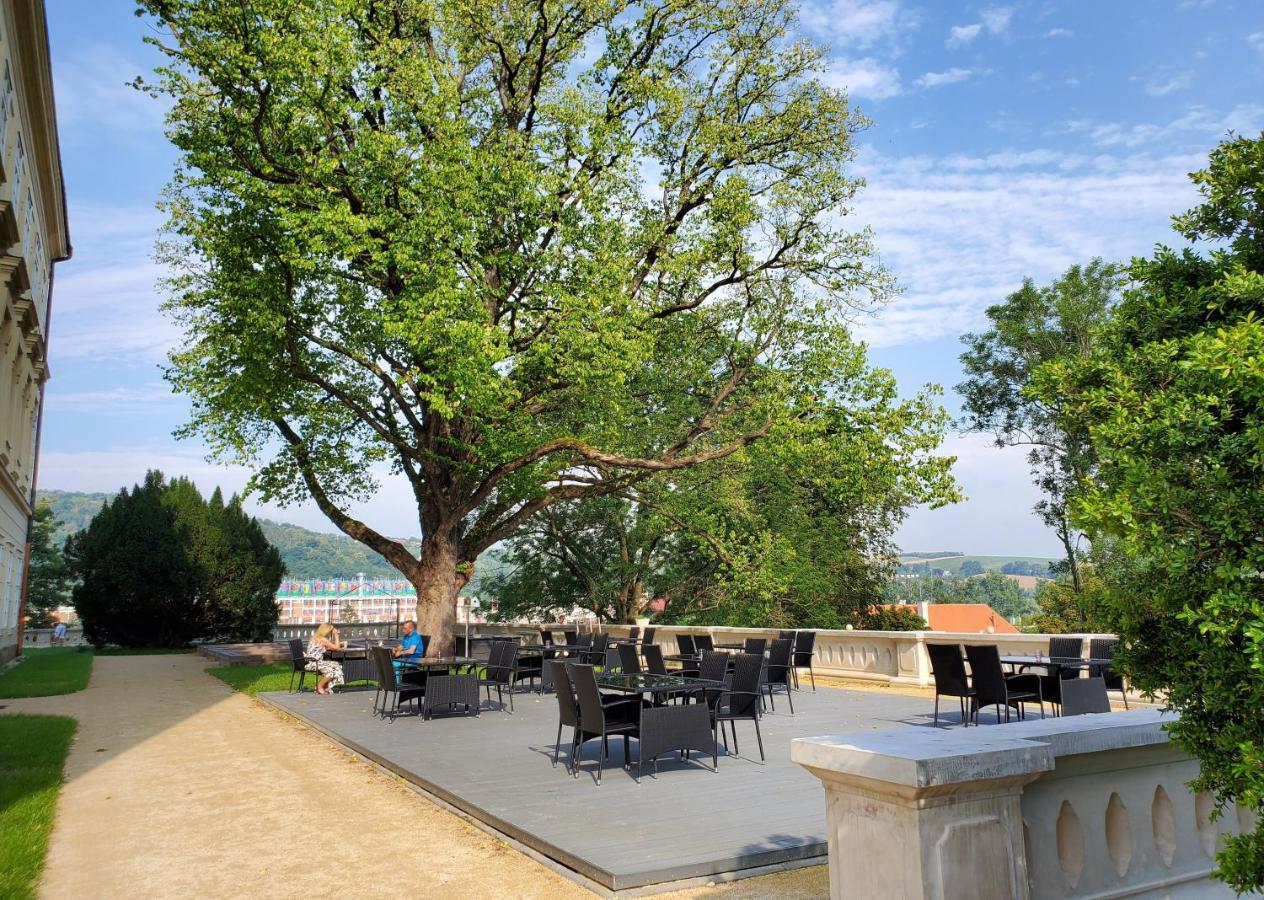 Zamek Napajedla Hotel Екстериор снимка